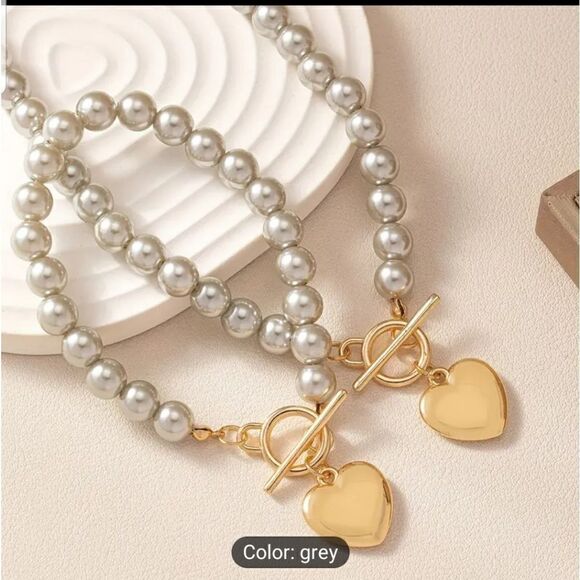 Pearl necklace and bracelet gray with gold heart pendant - Picture 4 of 9
